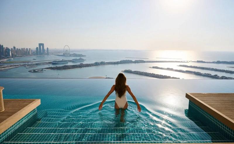 The most incredible pools in the world: from the longest to the deepest