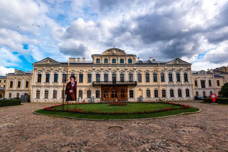 The hidden gems of St. Petersburg. TOP 10 places that will be of interest to tourists