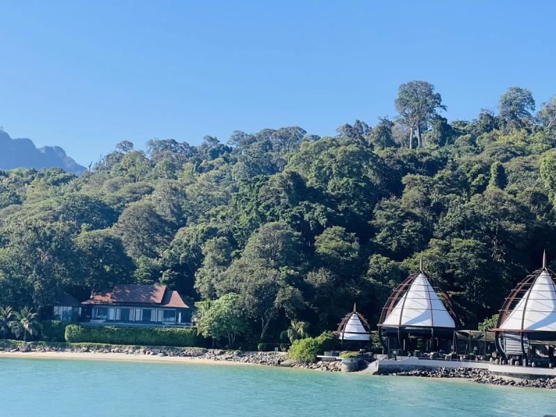 Five-star hotels of Langkawi Island in Malaysia: review of the best hotels with photos and prices